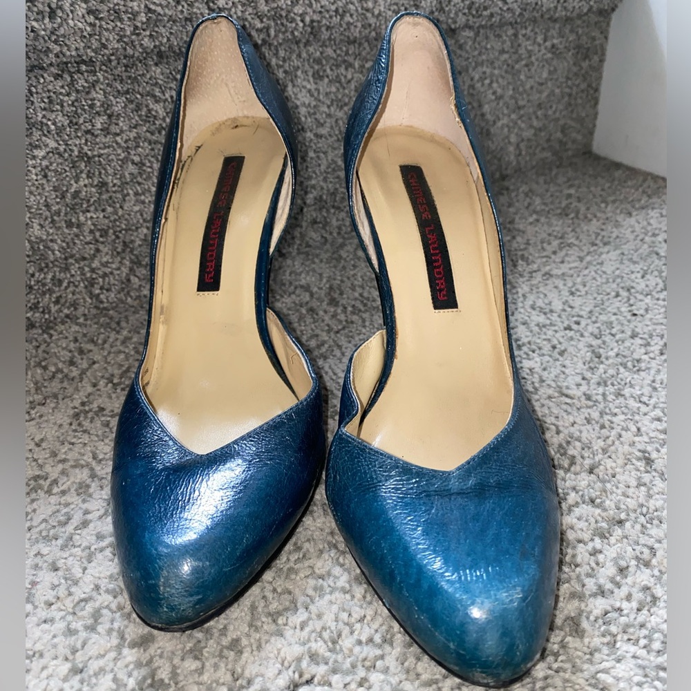 Blue Women's Pointed-Toe Pumps by Chinese Laundry